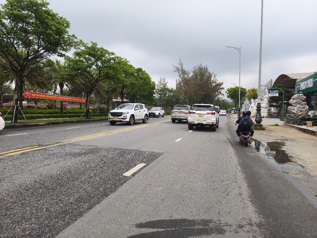 b051d8b7-d125-4e64-9828-02eeb8e30334